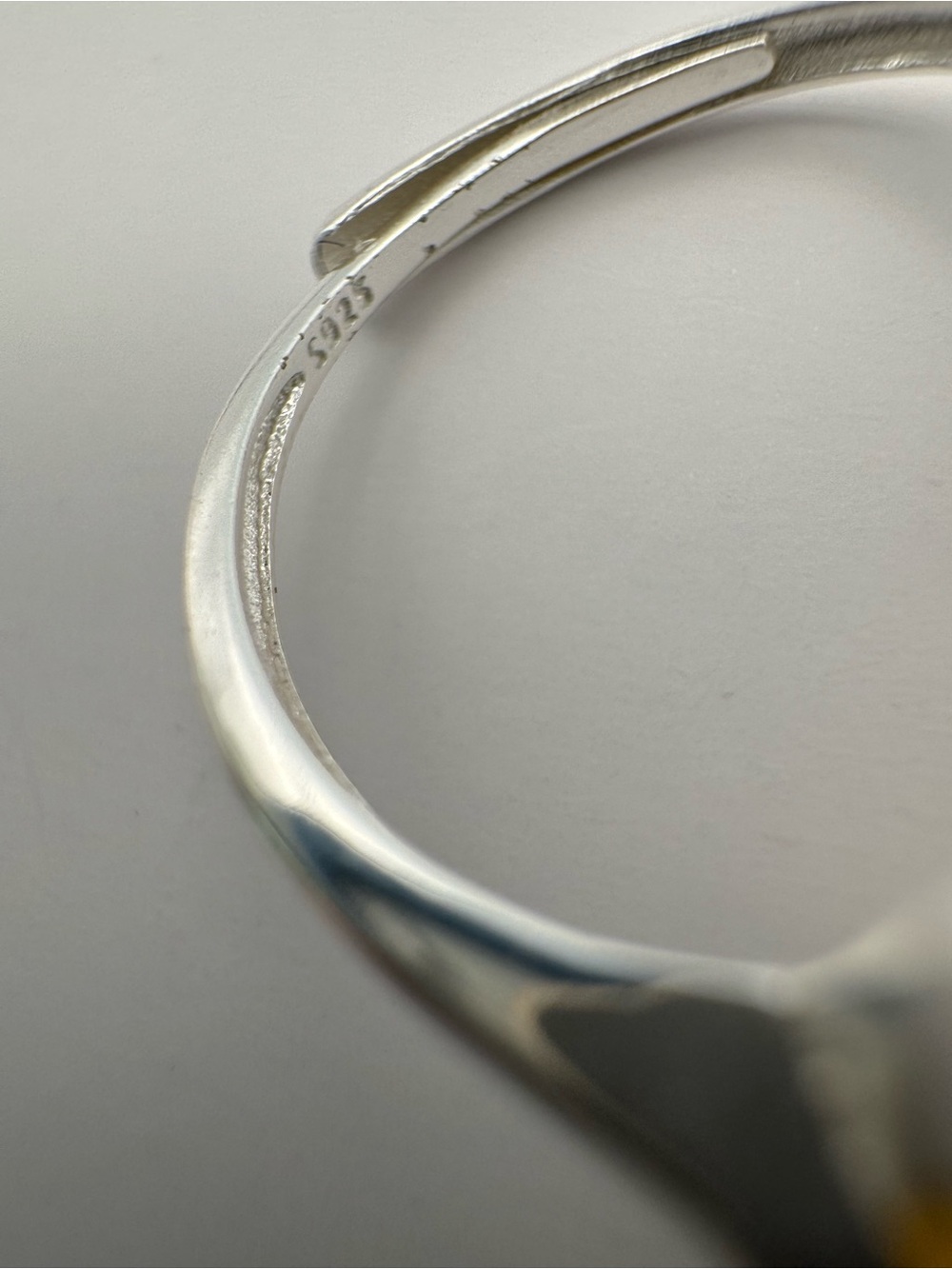 Golden Jade Oval Ring (#R61) - Picture 4 of 4